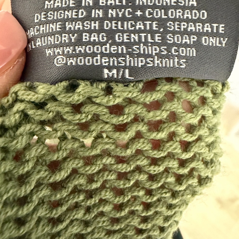 Wooden Ships Olive Green Crewneck Sweater with Black Skull Motifs M/L - Picture 5 of 5